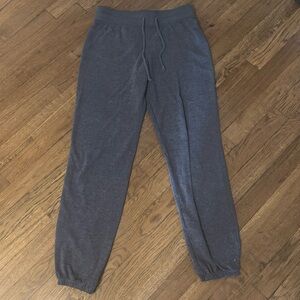 🍾 4 for $20 🍾 SO Gray Perfect Jogger Women’s Size Small, Good Used Condition!